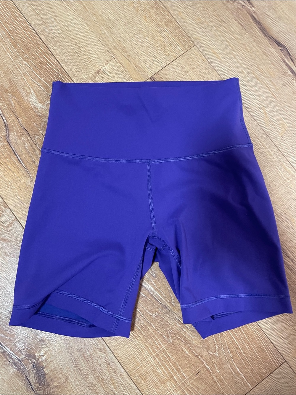 Lululemon wunder train shorts